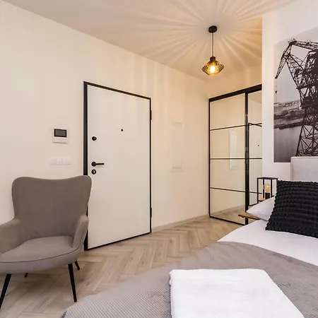 Doki Studio Stocznia By Grand Apartments Gdansk Exterior photo