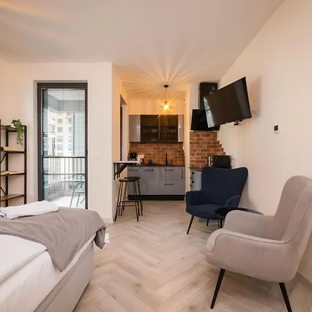 Doki Studio Stocznia By Grand Apartments Gdansk Exterior photo